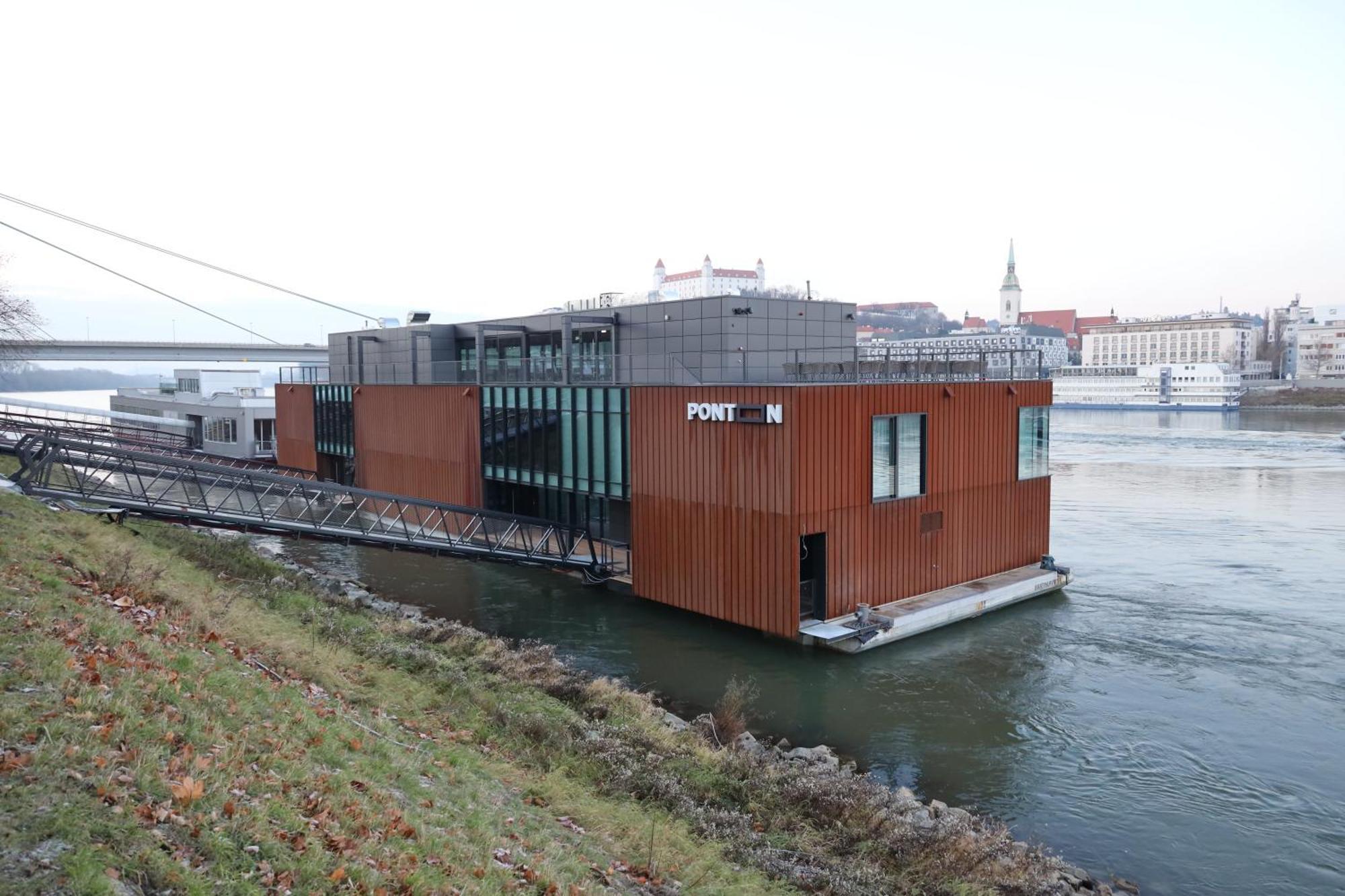 Ponton Rooms Bratislava Exterior photo
